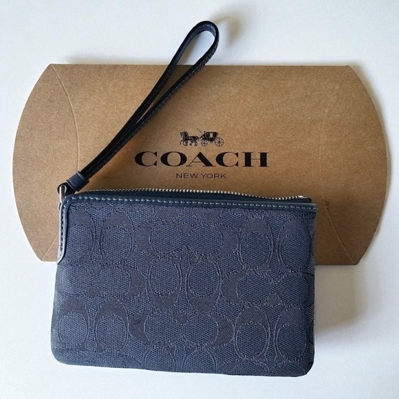 Coach jacquard denim wristlet - Picture 2 of 2